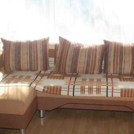 Three-bedroom Holiday In Casa vacanze *